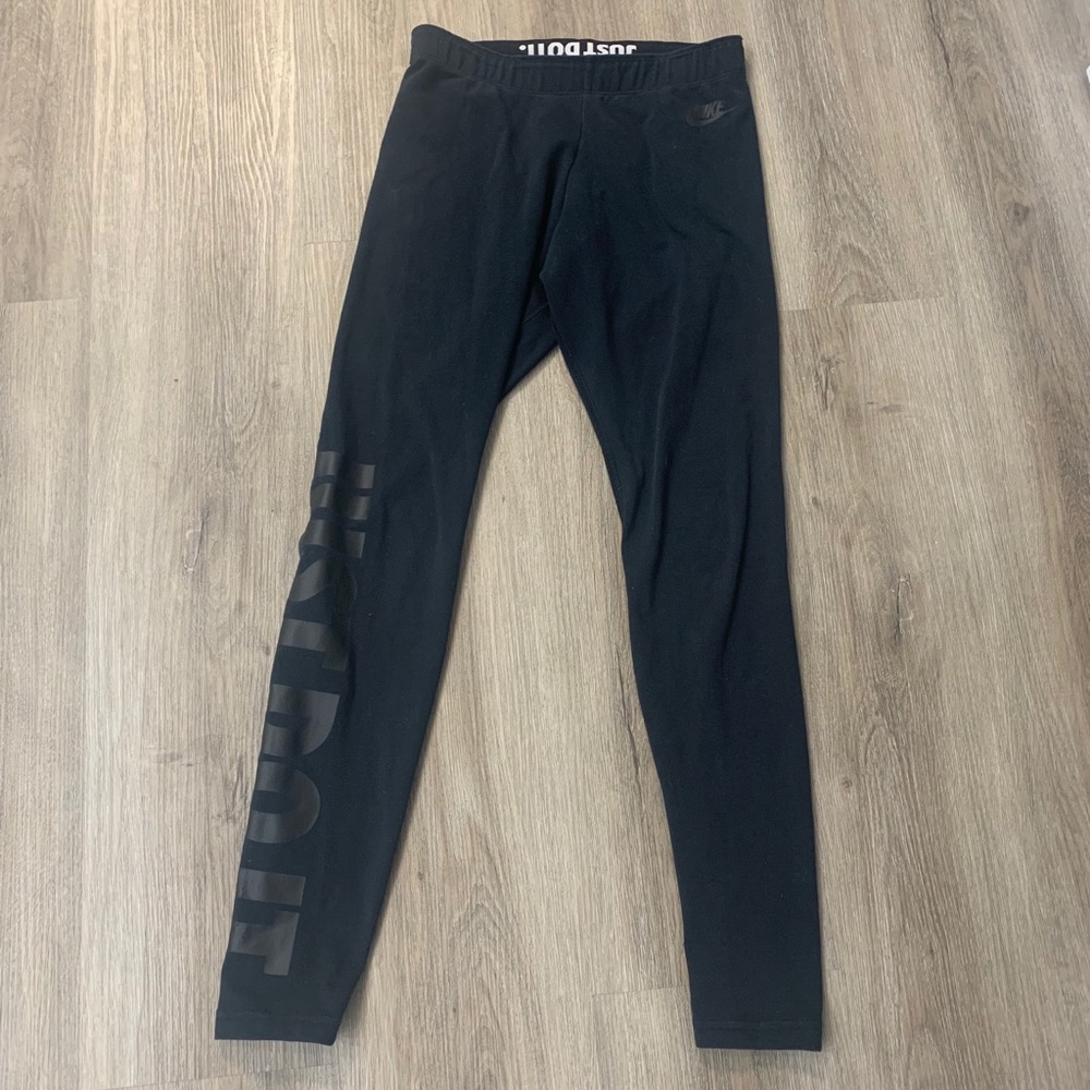 NIKE LEGGINGS
